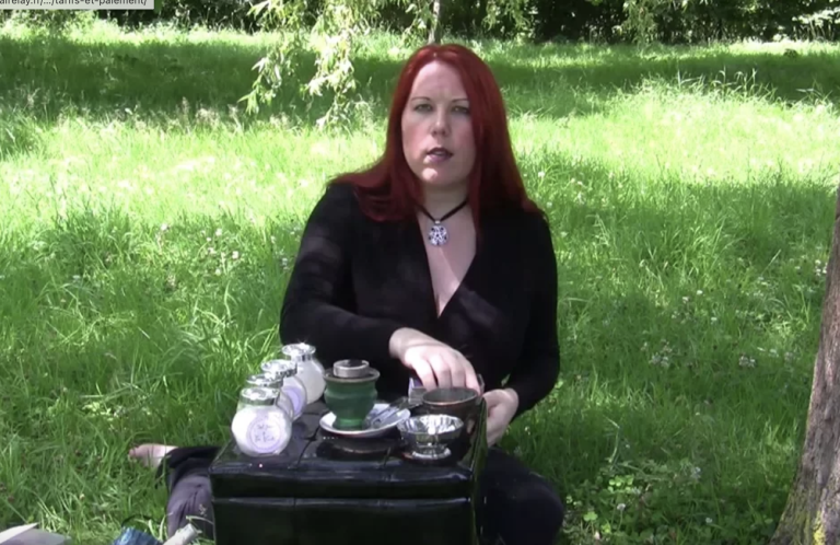 Rituel pour charger un oracle afin d’améliorer la divination